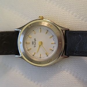 Vintage Ladies Triumph Watch